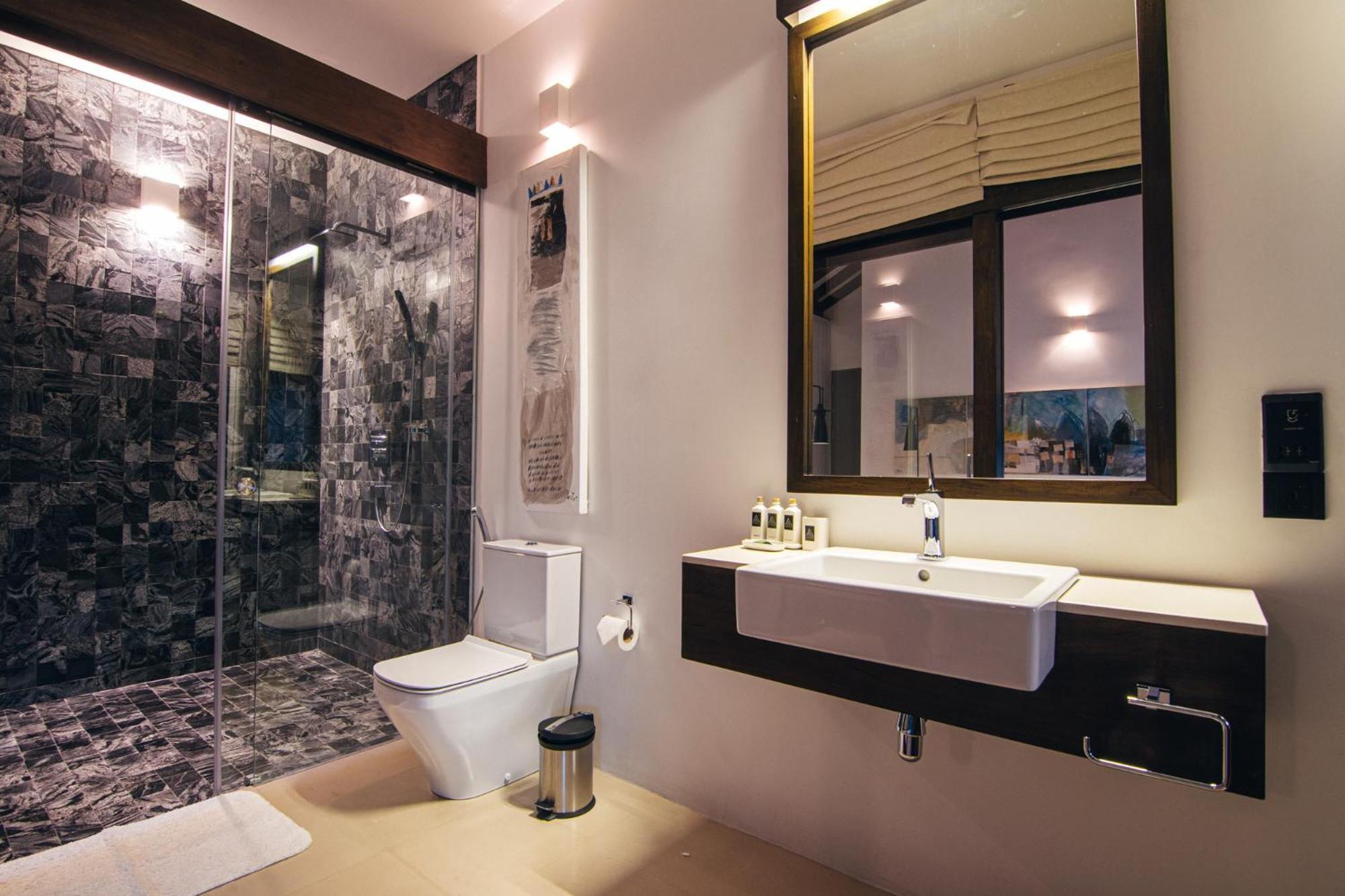 Three Gables Boutique Villa Мириса Стая снимка